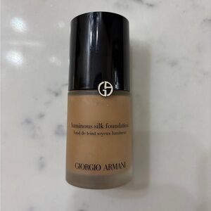 Giorgio Armani Luminous Silk Foundation - #8